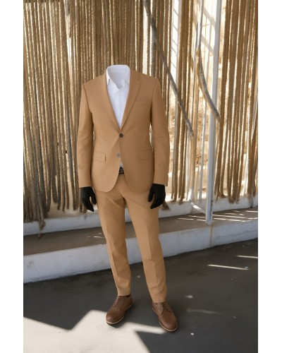 Abito Uomo Colore Giallo Senape / Miele – Vestibilità Perfetta